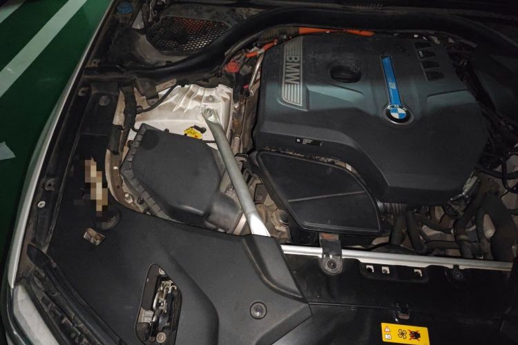 Used BMW 5 Series New Energy 2020 530Le Luxury Package Engine Bay Right