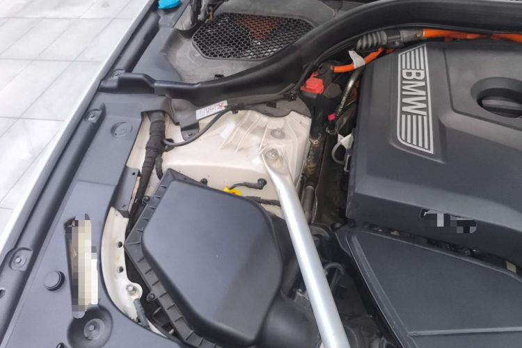 Used BMW 5 Series New Energy 2020 Mileage Upgrade Version 530Le Luxury Package Engine Bay Right