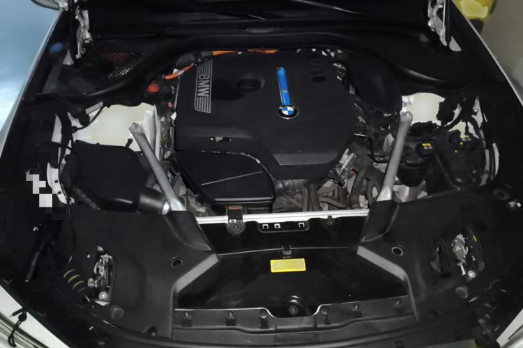 Used BMW 5 Series New Energy 2020 Mileage Upgrade Version 530Le Luxury Package Engine Bay