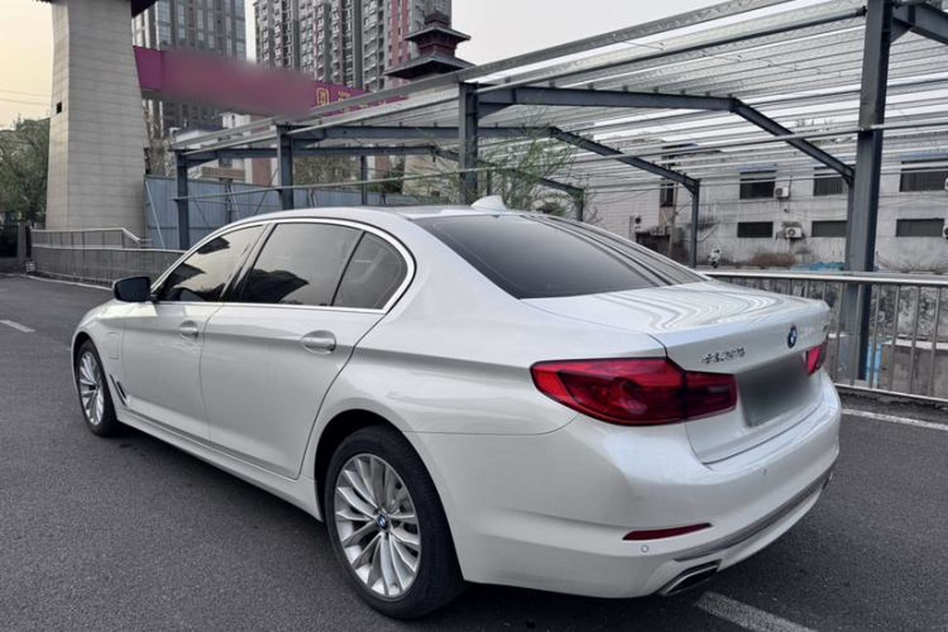Used BMW 5 Series New Energy 2020 Mileage Upgrade Version 530Le Luxury Package Exterior 6