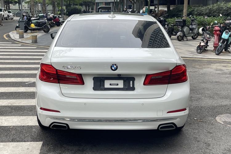 Used BMW 5 Series New Energy 2020 Mileage Upgrade Version 530Le Luxury Package Exterior 6