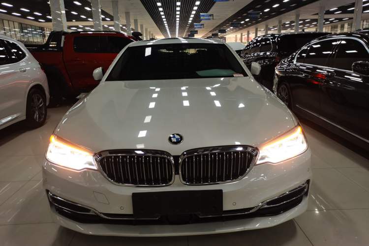 Used BMW 5 Series New Energy 2020 Mileage Upgrade Version 530Le Pioneer Edition Front
