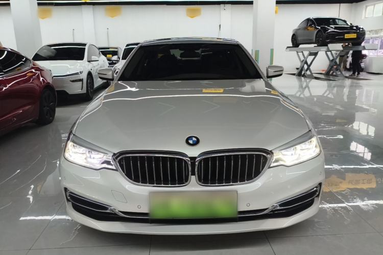Used BMW 5 Series New Energy 2020 530Le Luxury Package Front