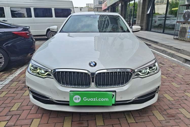 Used BMW 5 Series New Energy 2020 Mileage Upgrade Version 530Le Luxury Package Front