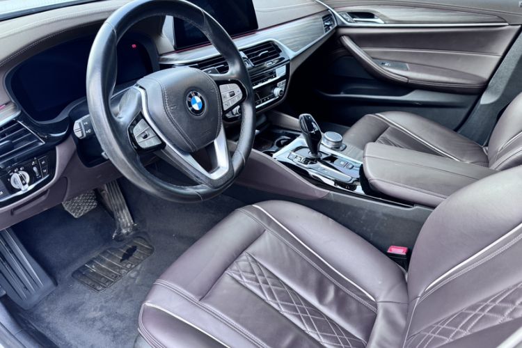 Used BMW 5 Series New Energy 2020 Mileage Upgrade Version 530Le Luxury Package Interior 4