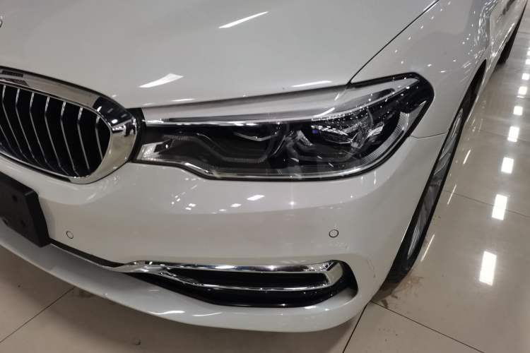Used BMW 5 Series New Energy 2020 Mileage Upgrade Version 530Le Pioneer Edition Left Front Headlight