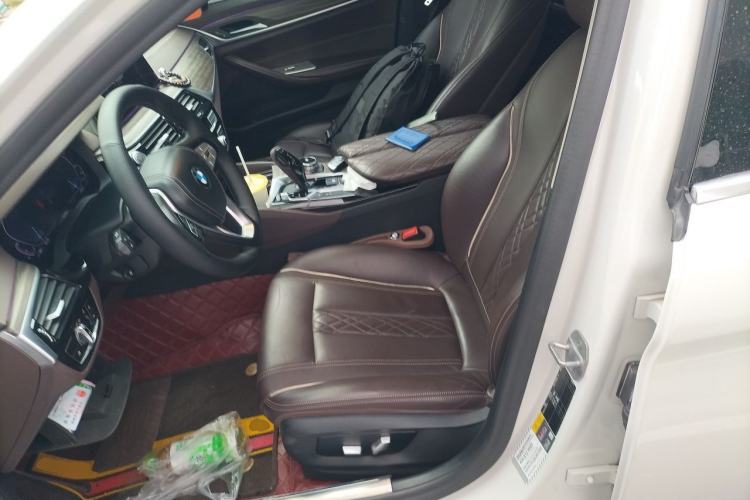 Used BMW 5 Series New Energy 2020 530Le Luxury Package Left Front Seat