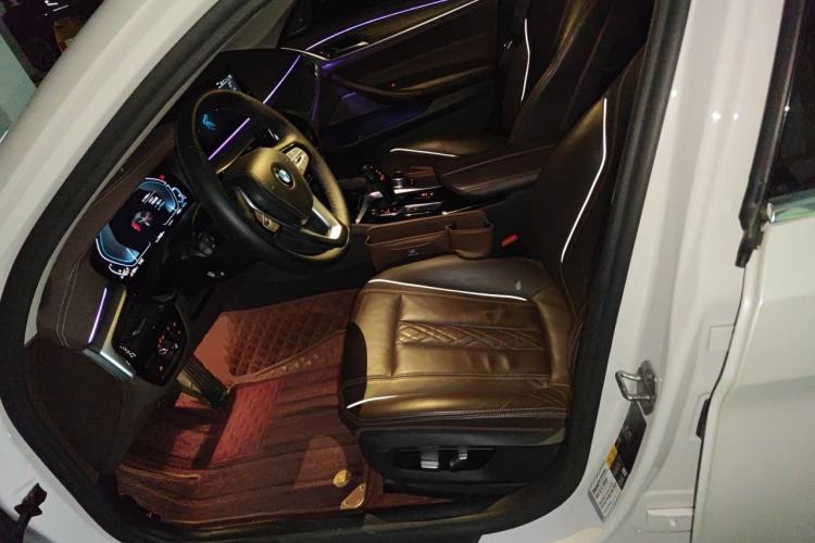 Used BMW 5 Series New Energy 2020 530Le Luxury Package Left Front Seat
