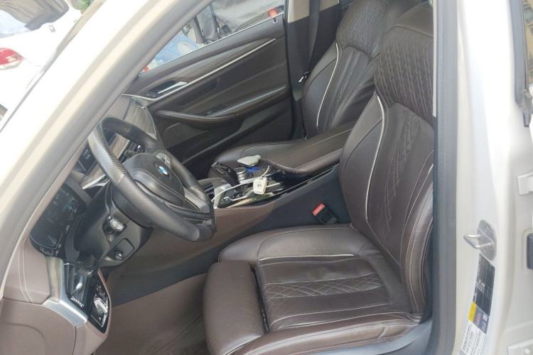 Used BMW 5 Series New Energy 2020 530Le Pioneer Edition Left Front Seat