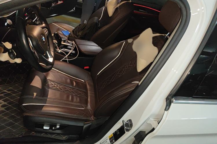 Used BMW 5 Series New Energy 2020 Mileage Upgrade Version 530Le Luxury Package Left Front Seat