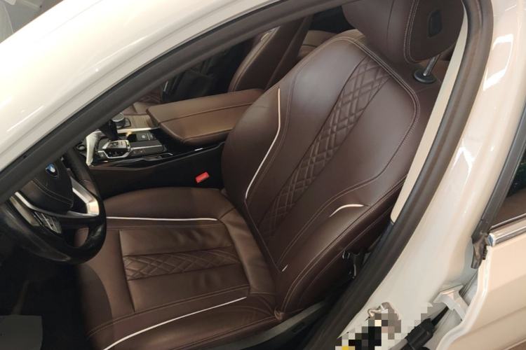 Used BMW 5 Series New Energy 2020 Mileage Upgrade Version 530Le Luxury Package Left Front Seat