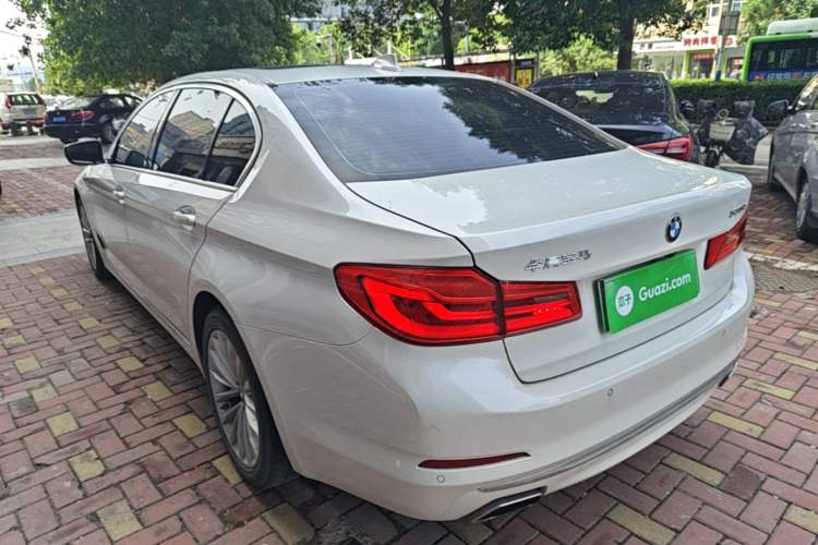 Used BMW 5 Series New Energy 2020 Mileage Upgrade Version 530Le Luxury Package Rear Left 45 Deg