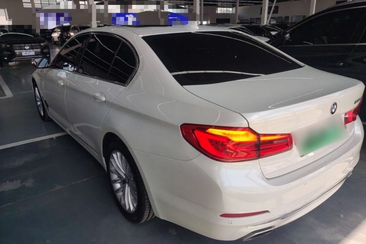 Used BMW 5 Series New Energy 2020 Mileage Upgrade Version 530Le Luxury Package Rear Left 45 Deg