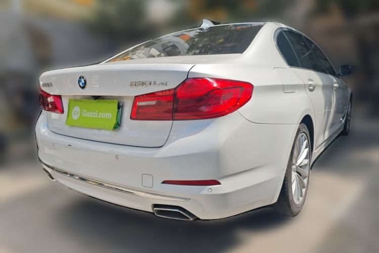 Used BMW 5 Series New Energy 2020 Mileage Upgrade Version 530Le Luxury Package Rear Right 45 Deg