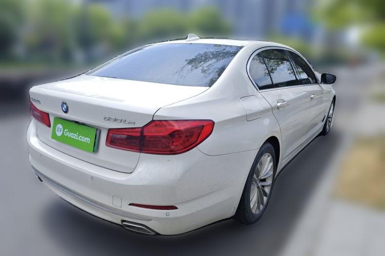 Used BMW 5 Series New Energy 2020 Mileage Upgrade Version 530Le Luxury Package Rear Right 45 Deg