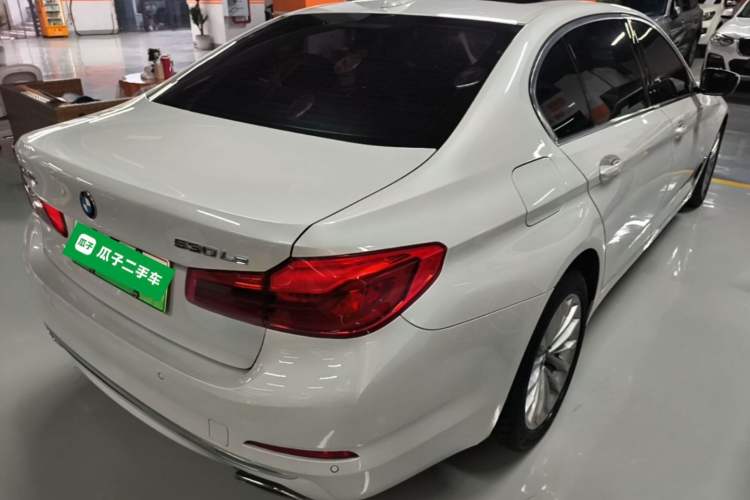 Used BMW 5 Series New Energy 2020 Mileage Upgrade Version 530Le Pioneer Edition Rear Right 45 Deg
