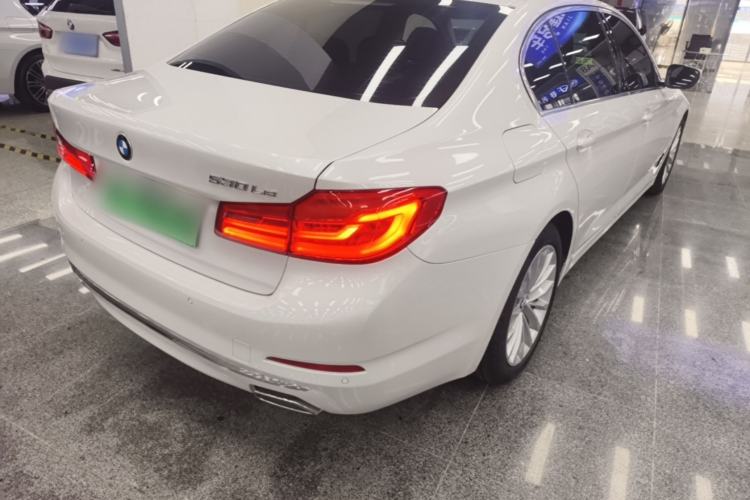 Used BMW 5 Series New Energy 2020 Mileage Upgrade Version 530Le Luxury Package Rear Right 45 Deg