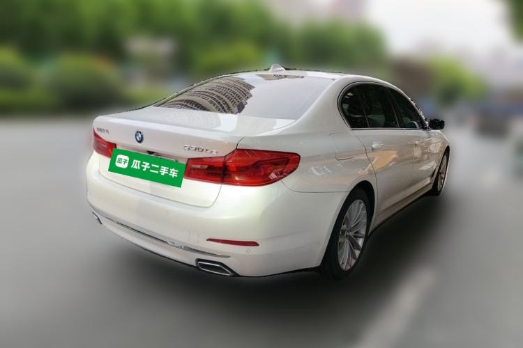 Used BMW 5 Series New Energy 2020 Mileage Upgrade Version 530Le Luxury Package Rear Right 45 Deg