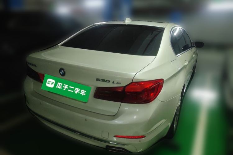 Used BMW 5 Series New Energy 2020 Mileage Upgrade Version 530Le Luxury Package Rear Right 45 Deg