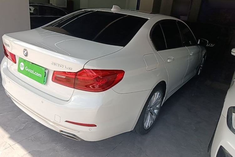 Used BMW 5 Series New Energy 2020 Mileage Upgrade Version 530Le Luxury Package Rear Right 45 Deg
