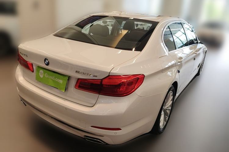 Used BMW 5 Series New Energy 2020 Mileage Upgrade Version 530Le Luxury Package Rear Right 45 Deg