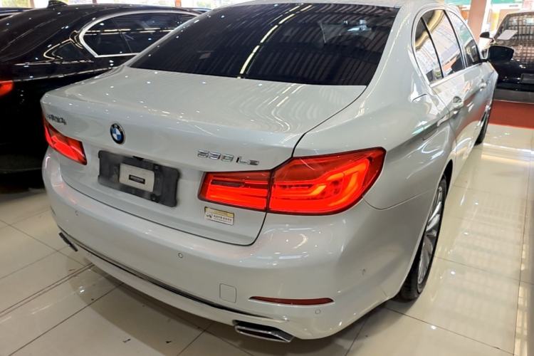 Used BMW 5 Series New Energy 2020 Mileage Upgrade Version 530Le Luxury Package Rear Right 45 Deg