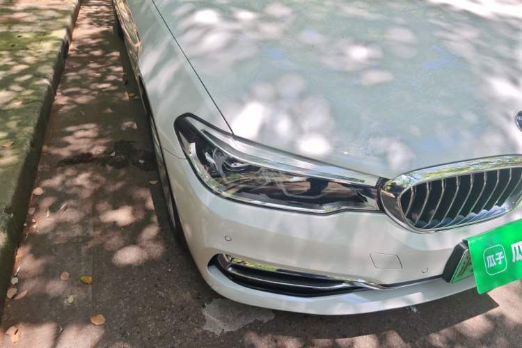 Used BMW 5 Series New Energy 2020 Mileage Upgrade Version 530Le Pioneer Edition Right Front Headlight
