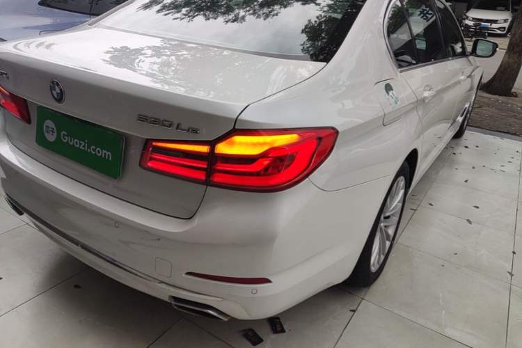 Used BMW 5 Series New Energy 2020 530Le Luxury Package Right Rear Taillight