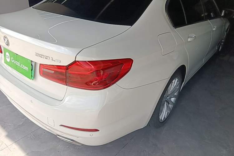 Used BMW 5 Series New Energy 2020 Mileage Upgrade Version 530Le Luxury Package Right Rear Taillight