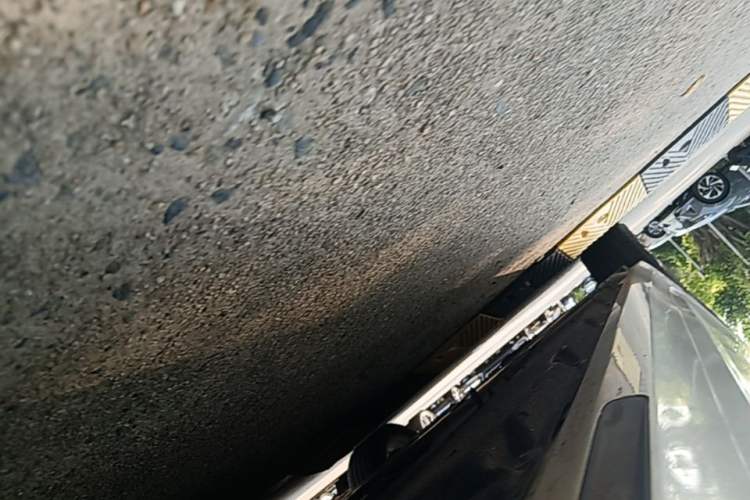 Used BMW 5 Series New Energy 2020 530Le Luxury Package Right Side Sill