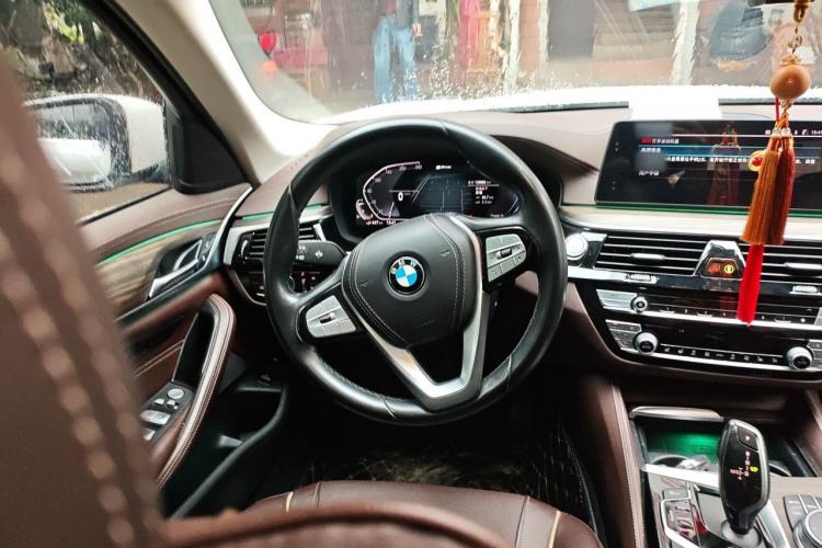 Used BMW 5 Series New Energy 2020 530Le Luxury Package Steering Wheel