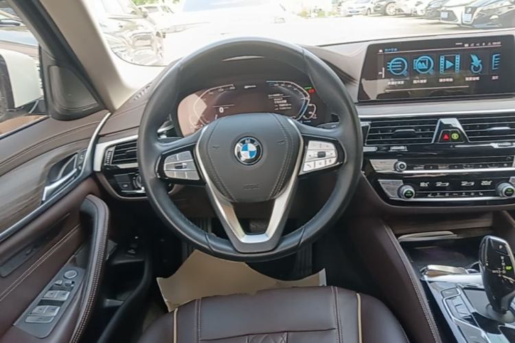 Used BMW 5 Series New Energy 2020 530Le Luxury Package Steering Wheel