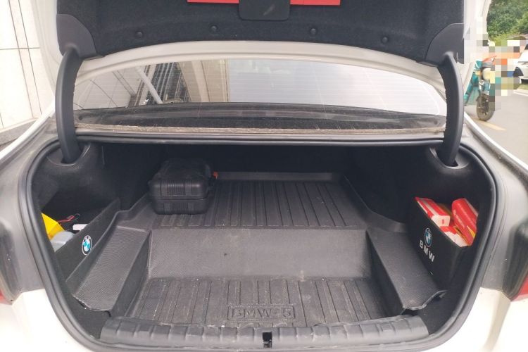 Used BMW 5 Series New Energy 2020 530Le Luxury Package Trunk