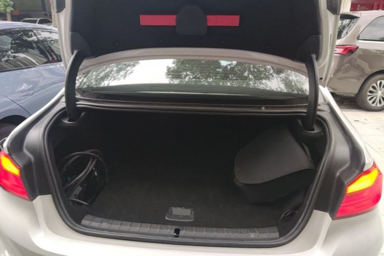 Used BMW 5 Series New Energy 2020 530Le Luxury Package Trunk