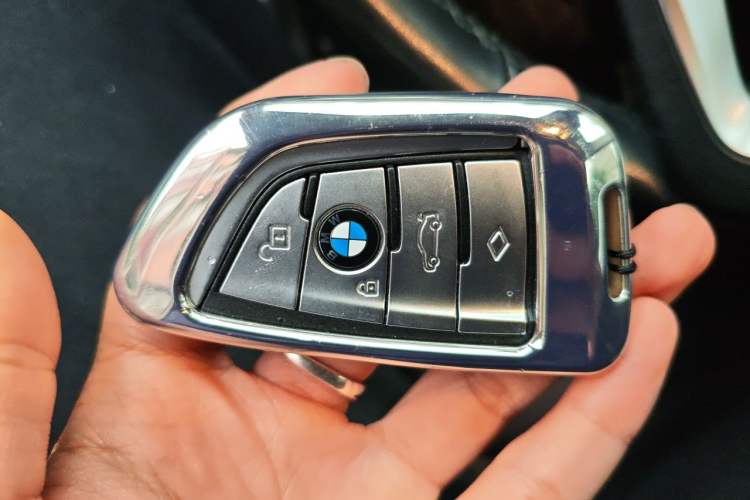Used BMW 5 Series New Energy 2020 530Le Luxury Package Vehicle Key
