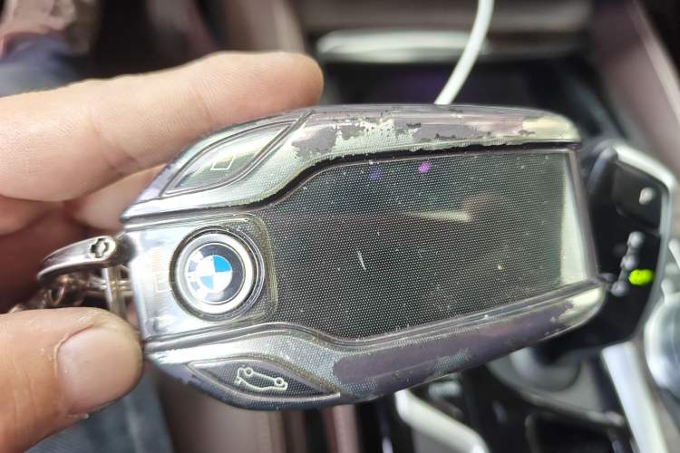 Used BMW 5 Series New Energy 2020 Mileage Upgrade Version 530Le Pioneer Edition Vehicle Key