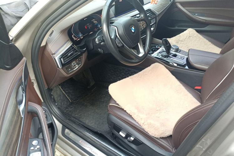 Used BMW 5 Series New Energy 2020 530Le Luxury Package Driver Seat