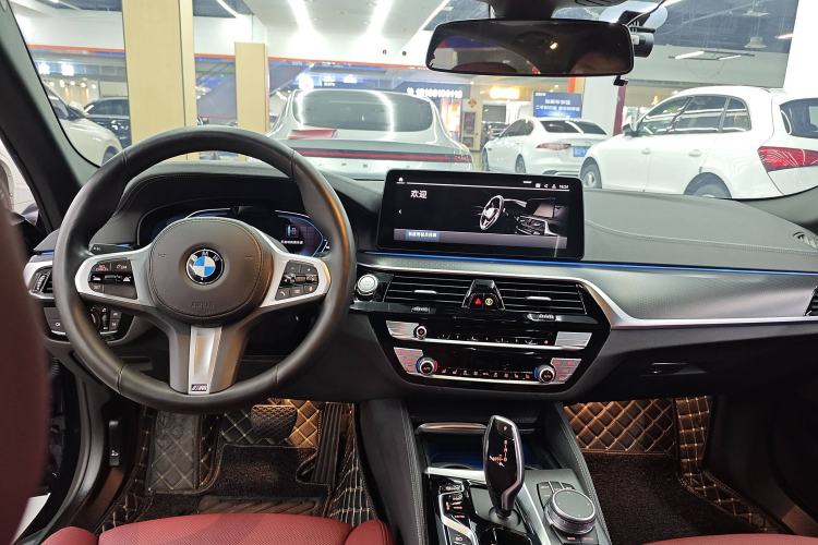 Used BMW 5 Series New Energy 2021 Restyled 535Le Pioneer Edition M Sport Package Audio And AC Panel