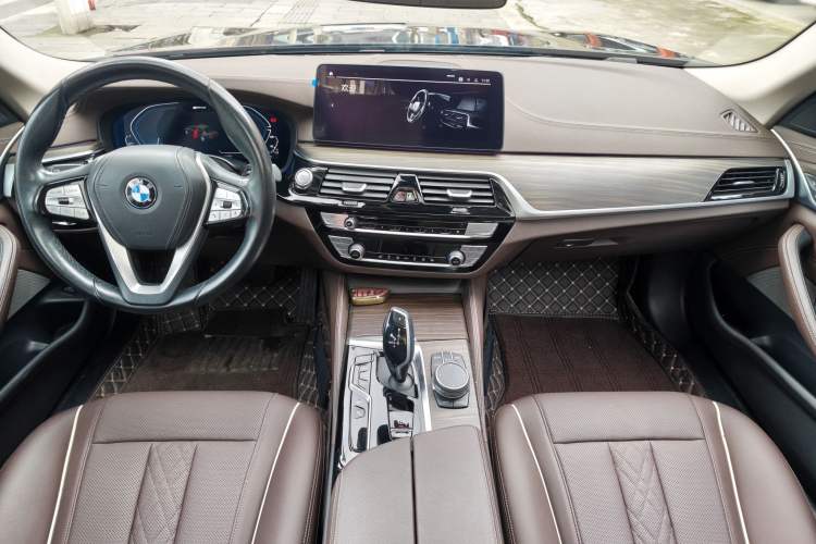 Used BMW 5 Series New Energy 2021 535Le Luxury Package Audio And AC Panel