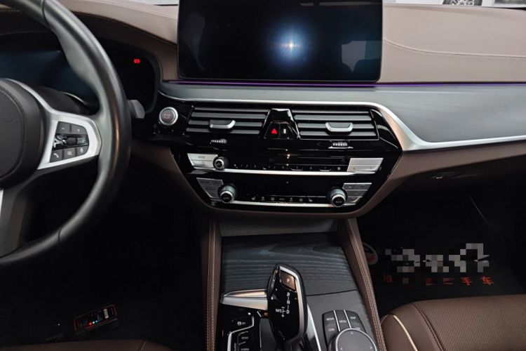 Used BMW 5 Series New Energy 2021 535Le M Sport Package Audio And AC Panel