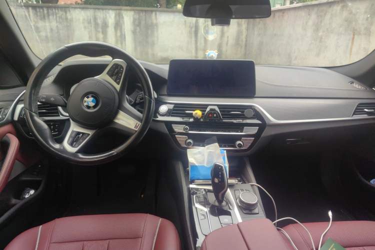 Used BMW 5 Series New Energy 2021 535Le M Sport Package Center Console