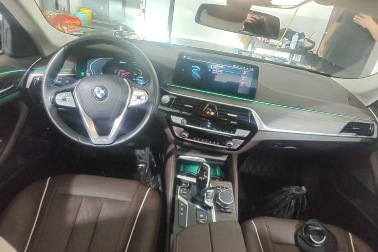 Used BMW 5 Series New Energy 2021 Updated 535Le Luxury Package Center Console