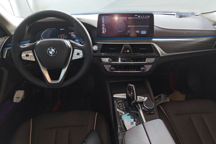 Used BMW 5 Series New Energy 2021 535Le Luxury Package Center Console