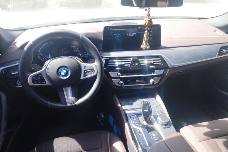 Used BMW 5 Series New Energy 2021 535Le M Sport Package Center Console