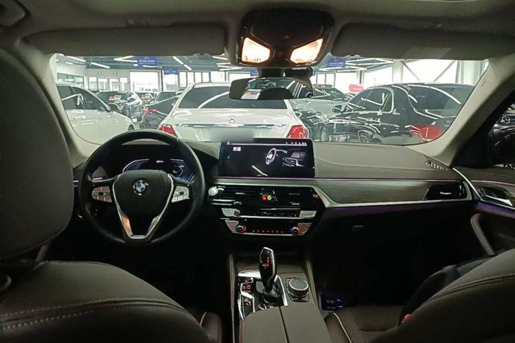 Used BMW 5 Series New Energy 2021 535Le Luxury Package Center Console