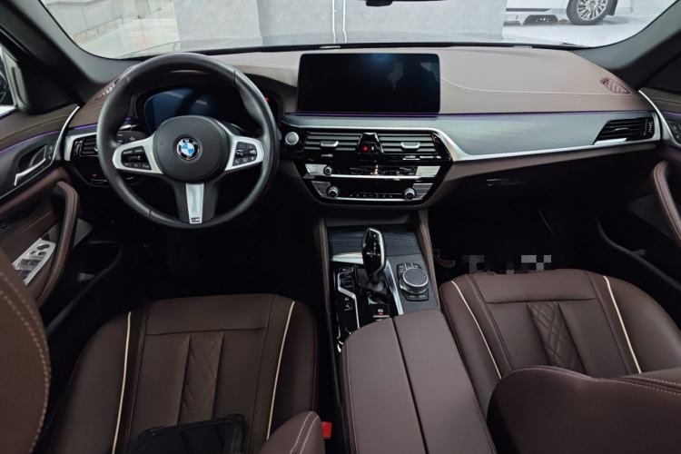 Used BMW 5 Series New Energy 2021 535Le M Sport Package Center Console