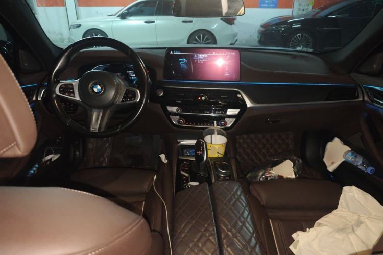 Used BMW 5 Series New Energy 2021 535Le Pioneer Edition M Sport Package Center Console