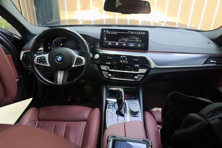 Used BMW 5 Series New Energy 2021 535Le Pioneer Edition M Sport Package Center Console
