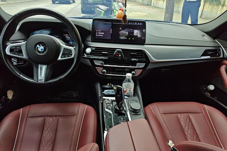 Used BMW 5 Series New Energy 2021 Restyled 535Le M Sport Package Center Console