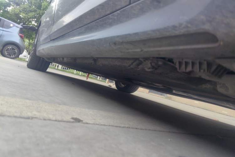 Used BMW 5 Series New Energy 2021 535Le M Sport Package Chassis Front Right